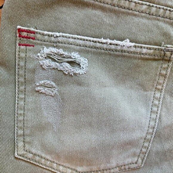 NWT Urban Outfitters | BDG Dropped Waist Distressed Destroy Denim Short - Picture 12 of 13